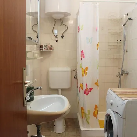 Sweet Life - One-bedroom With Terrace Nina St Apartment Supetar